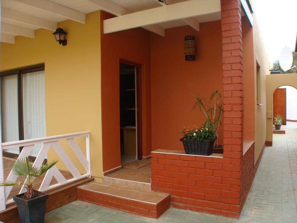 Beach Walk House And Cottage - Self Catering Swakopmund Room photo