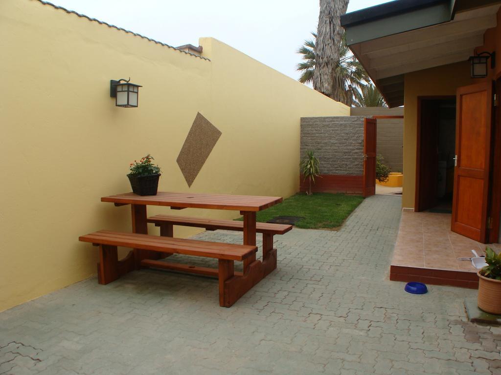 Beach Walk House And Cottage - Self Catering Swakopmund Room photo