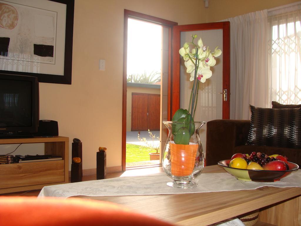 Beach Walk House And Cottage - Self Catering Swakopmund Room photo
