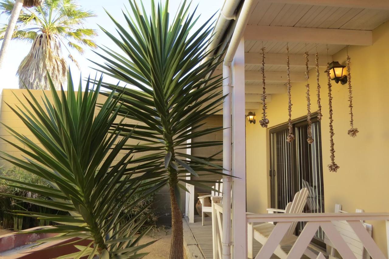 Beach Walk House And Cottage - Self Catering Swakopmund Exterior photo