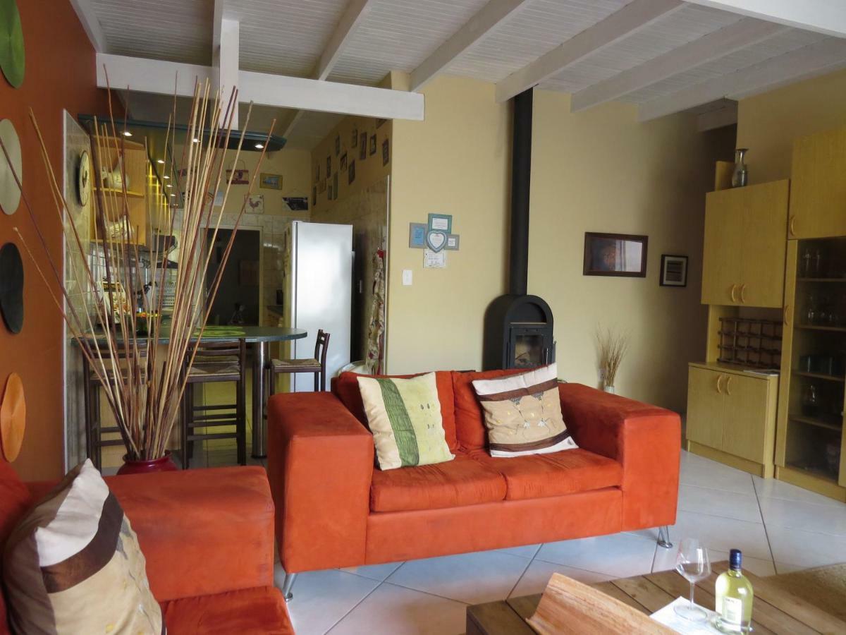 Beach Walk House And Cottage - Self Catering Swakopmund Exterior photo